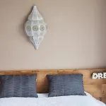 Aquarius Πανσιόν 4*