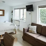 Πανσιόν Aquarius 4*