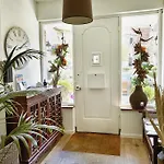 Πανσιόν Aquarius 4*