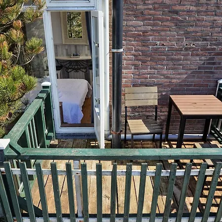 Aquarius 게스트하우스 4*