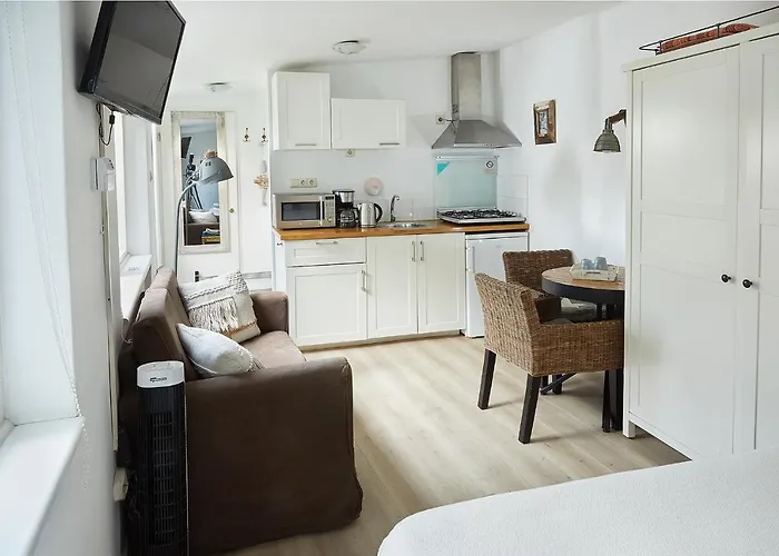 Aquarius 招待所 赞德沃特