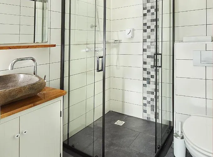 招待所 Aquarius 4*