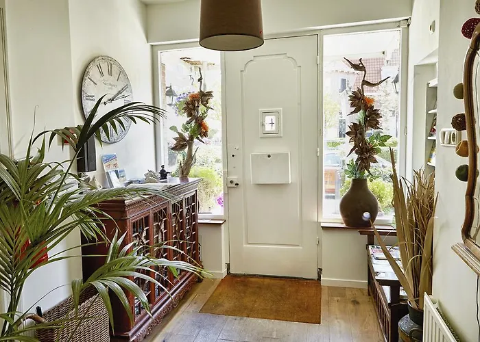 招待所 Aquarius 4*