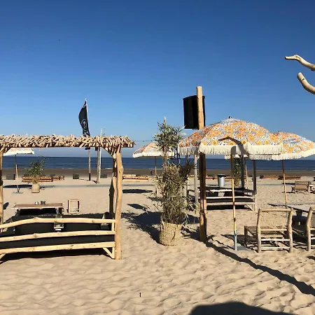 Konukevi Aquarius Zandvoort