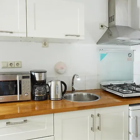 Guest House Aquarius 4*